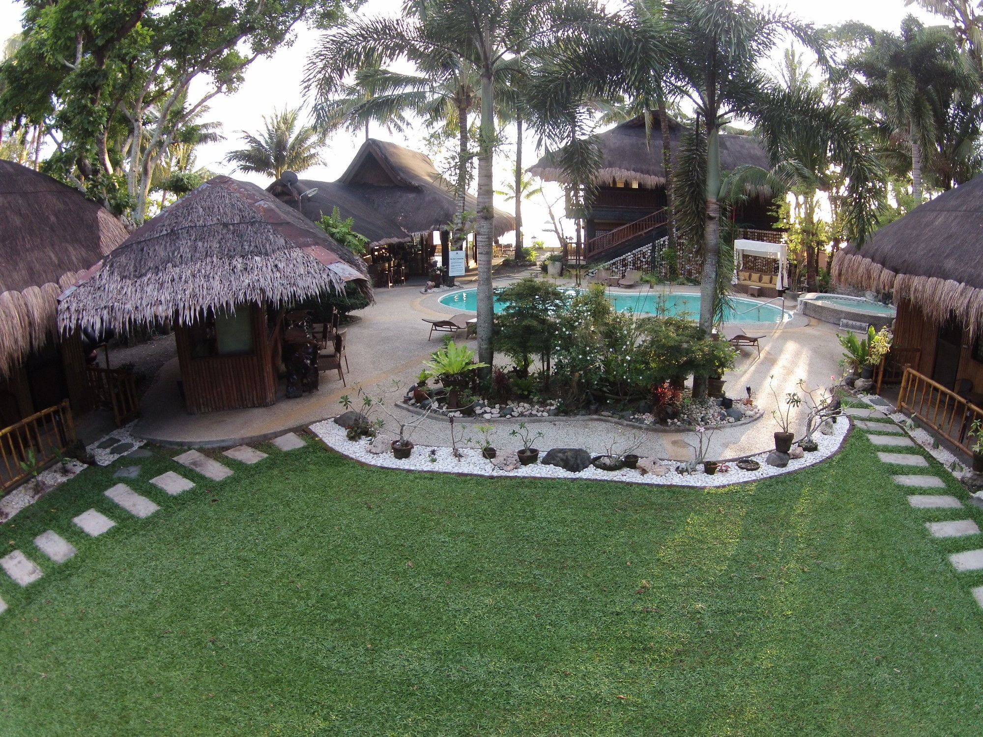 Nabulao Beach Resort Hinoba-an Екстер'єр фото
