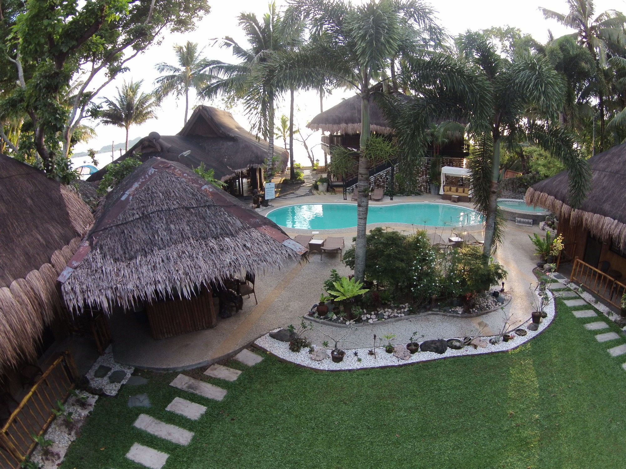 Nabulao Beach Resort Hinoba-an Екстер'єр фото